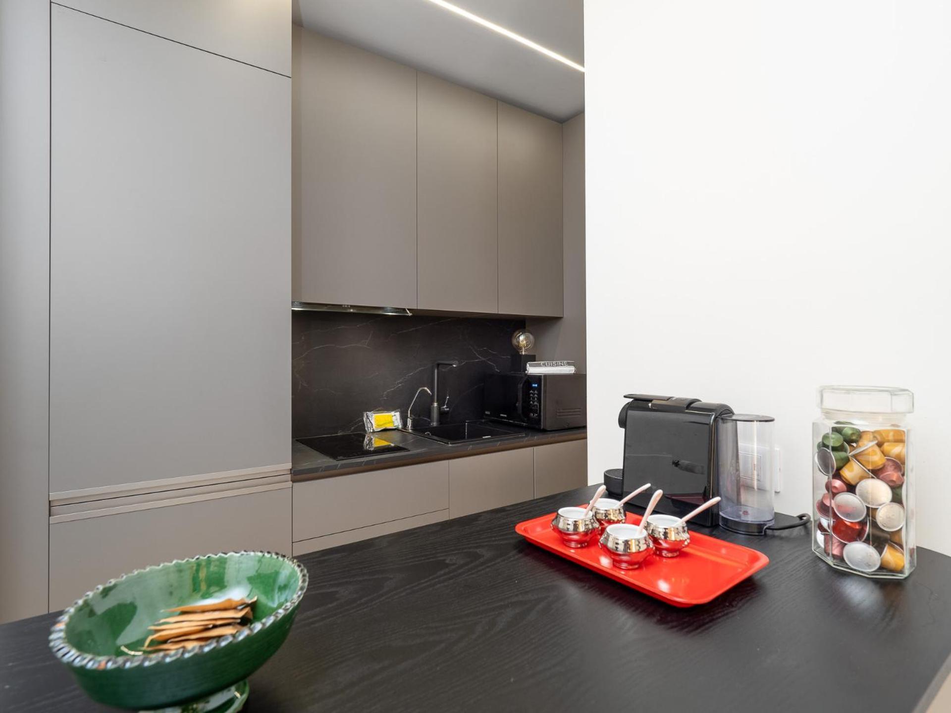 דירות מילאנו Stylish Flat With Balcony - 15 Min To Duomo מראה חיצוני תמונה