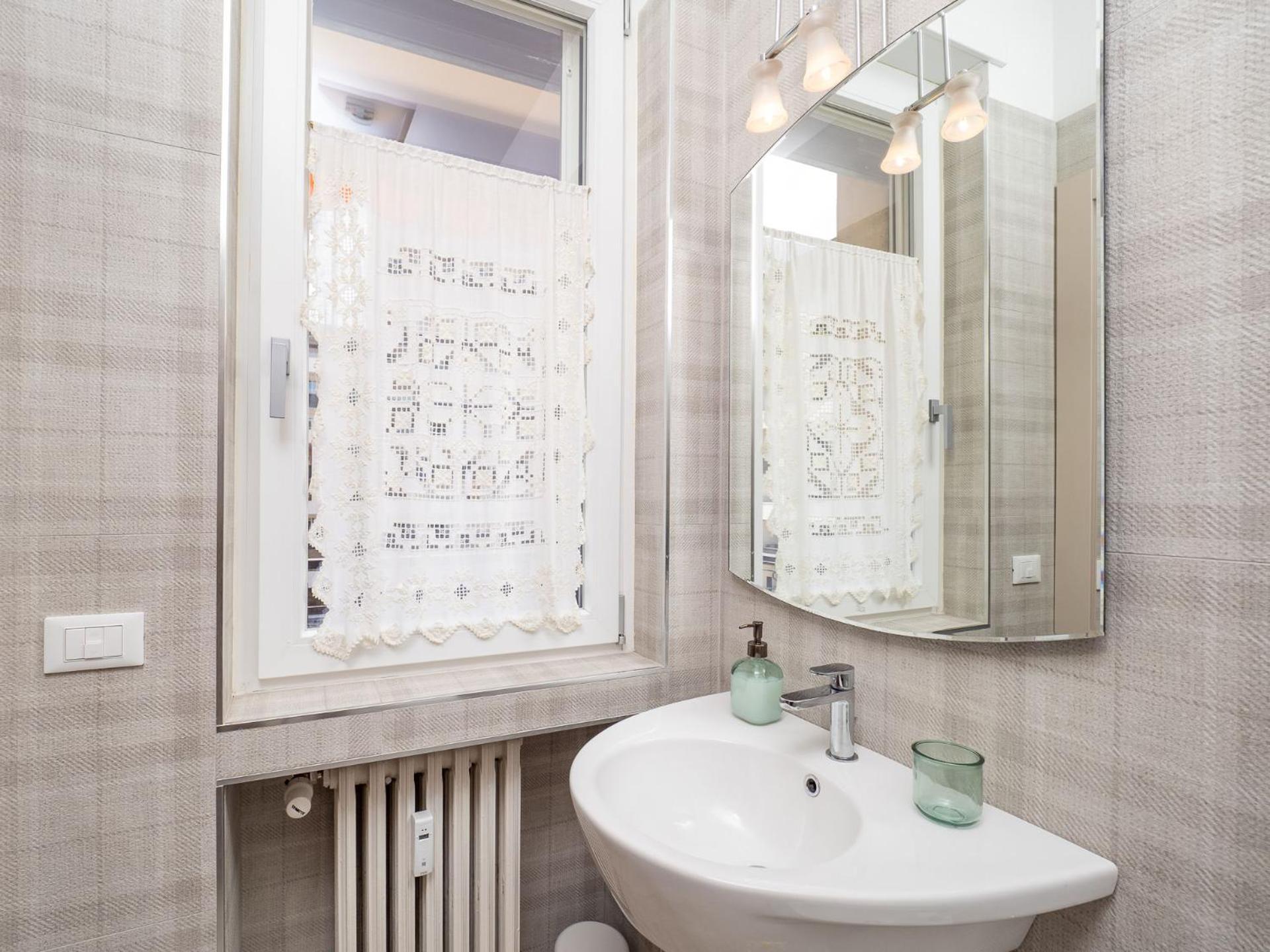 דירות מילאנו Stylish Flat With Balcony - 15 Min To Duomo מראה חיצוני תמונה